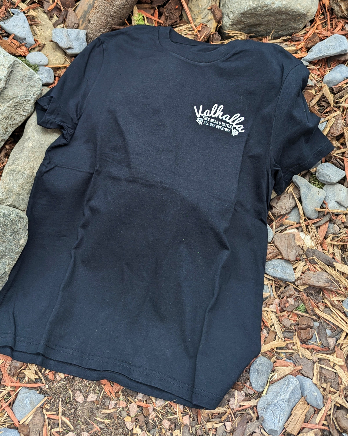 Resort: Valhalla Tee - Black - T-Shirt - Horns of Odin