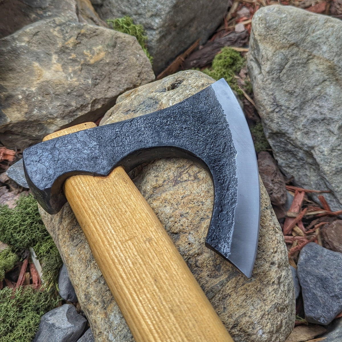 Odin's Skeggox - Axe - Horns of Odin