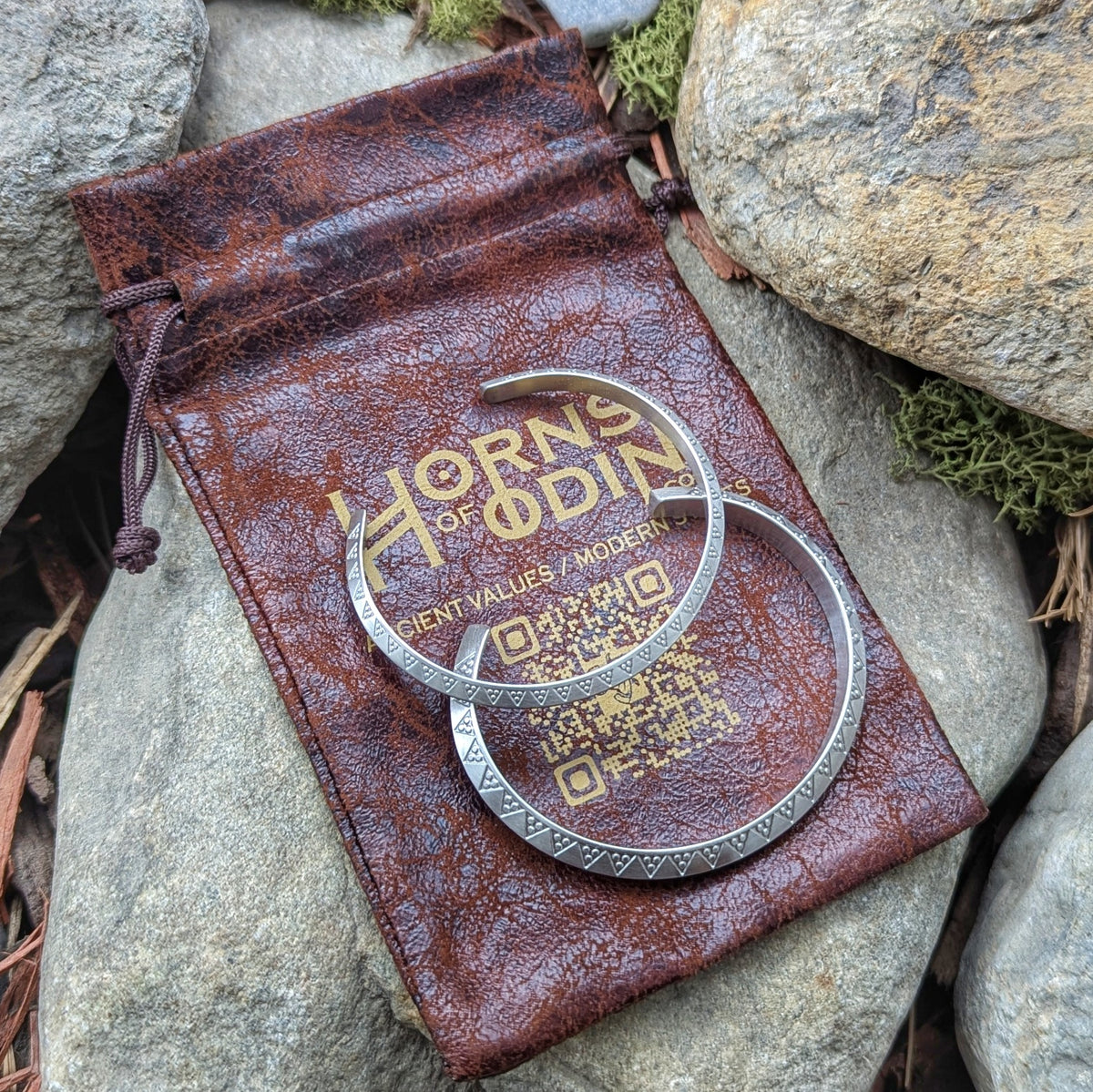 Warrior and Shieldmaiden's Wealth Arm Ring