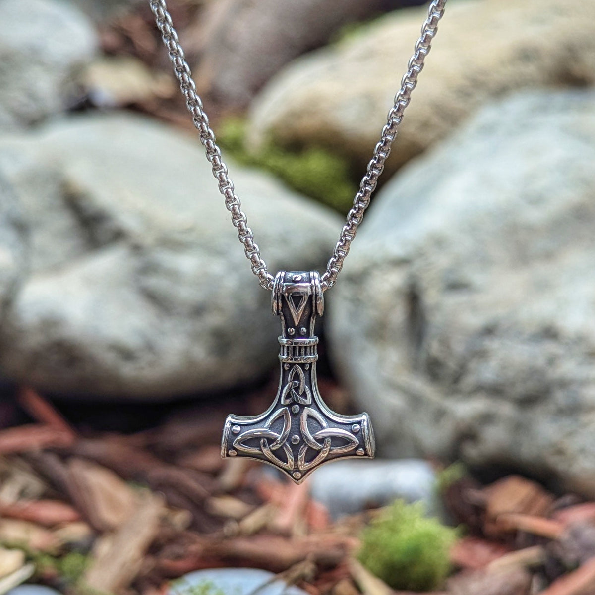 Shield-maiden's Mjolnir (Charity Hammer)