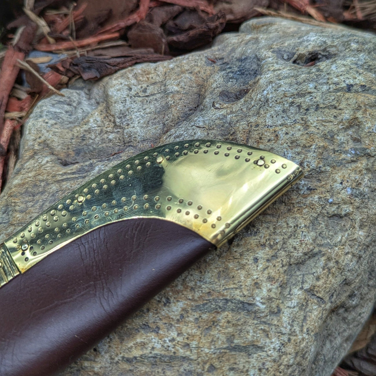 Bjorn's Knife (Gotland) - Ritual knives - Horns of Odin