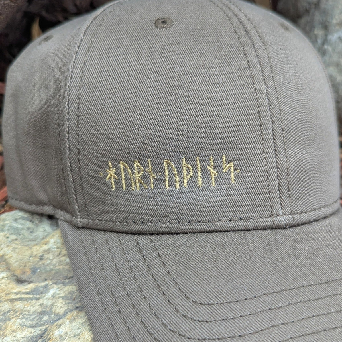 Runic Cap - Walnut - Horns of Odin