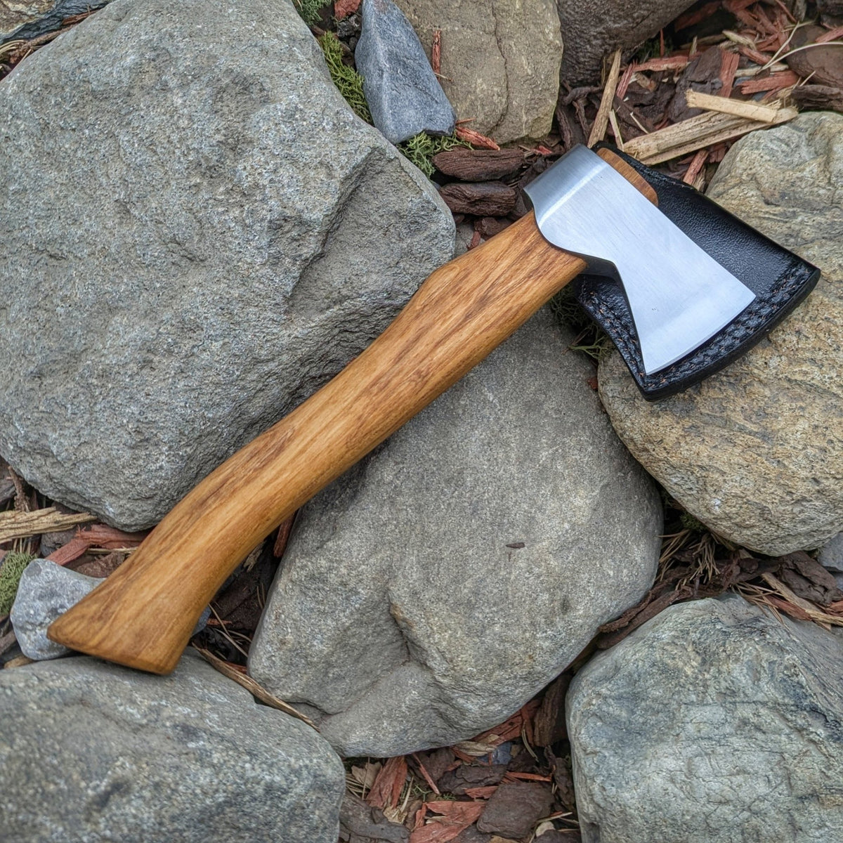 Ragnar's Hunting Hatchet - Grade A - Axe - Horns of Odin