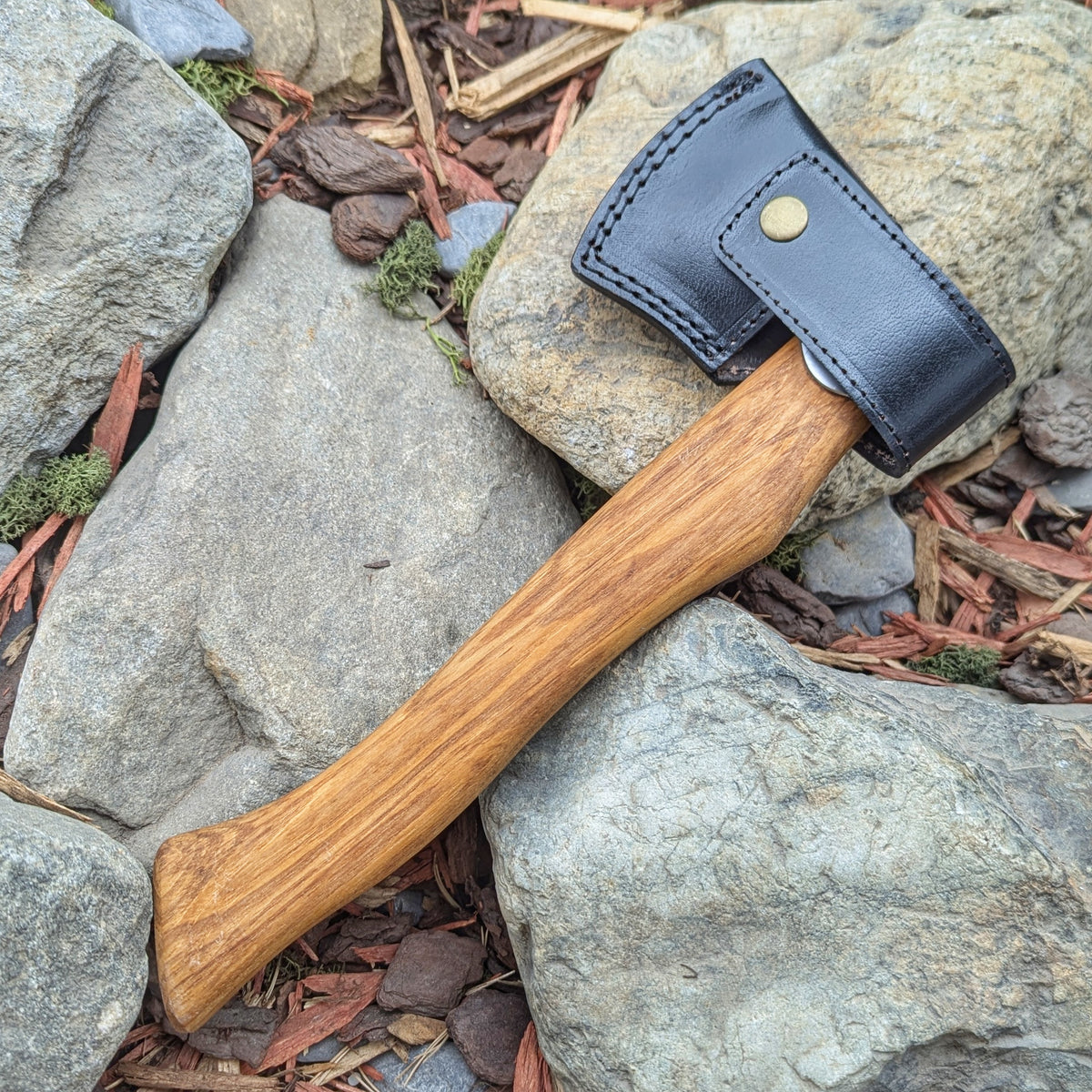 Ragnar's Hunting Hatchet