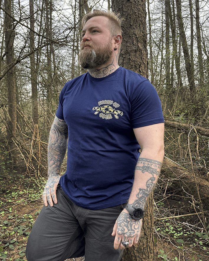 Breaker of Chains - Navy - T-Shirt - Horns of Odin