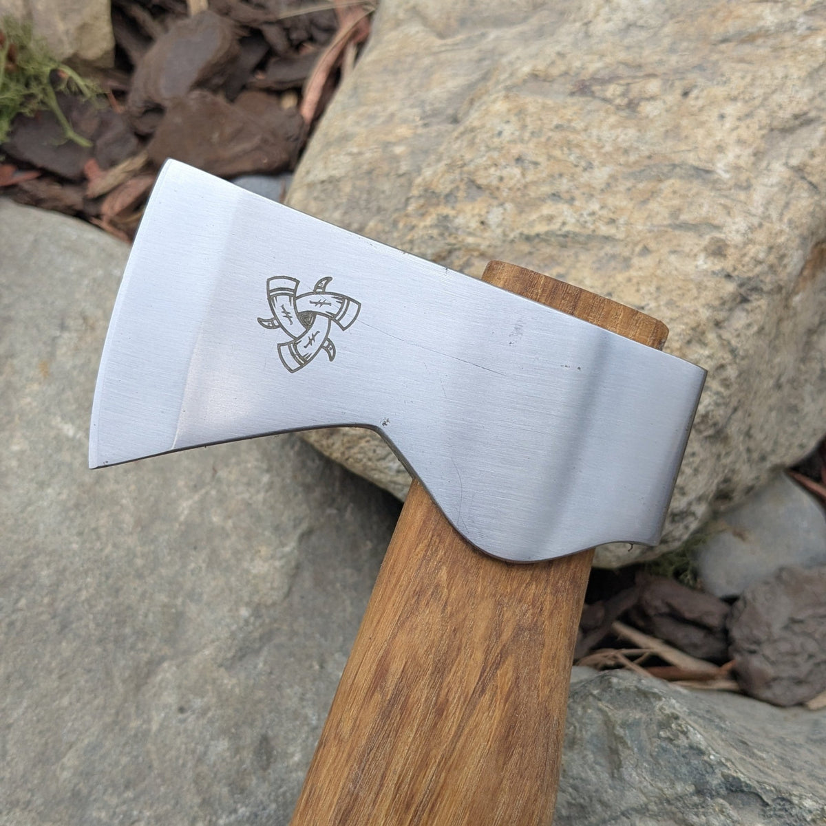 Ragnar's Hunting Hatchet - Grade A - Axe - Horns of Odin