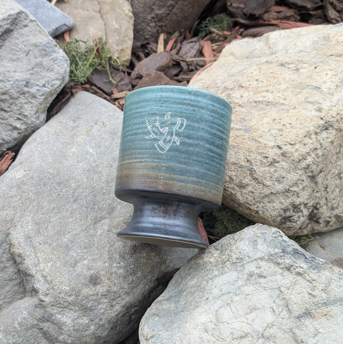 Kvasir's Goblet - Green+Brown - Mug - Horns of Odin