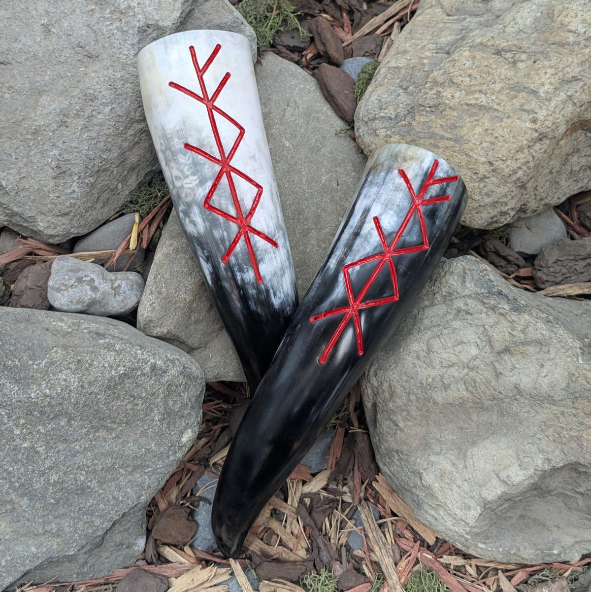 Custom Bindrune Drinking horn Pair - A Grade
