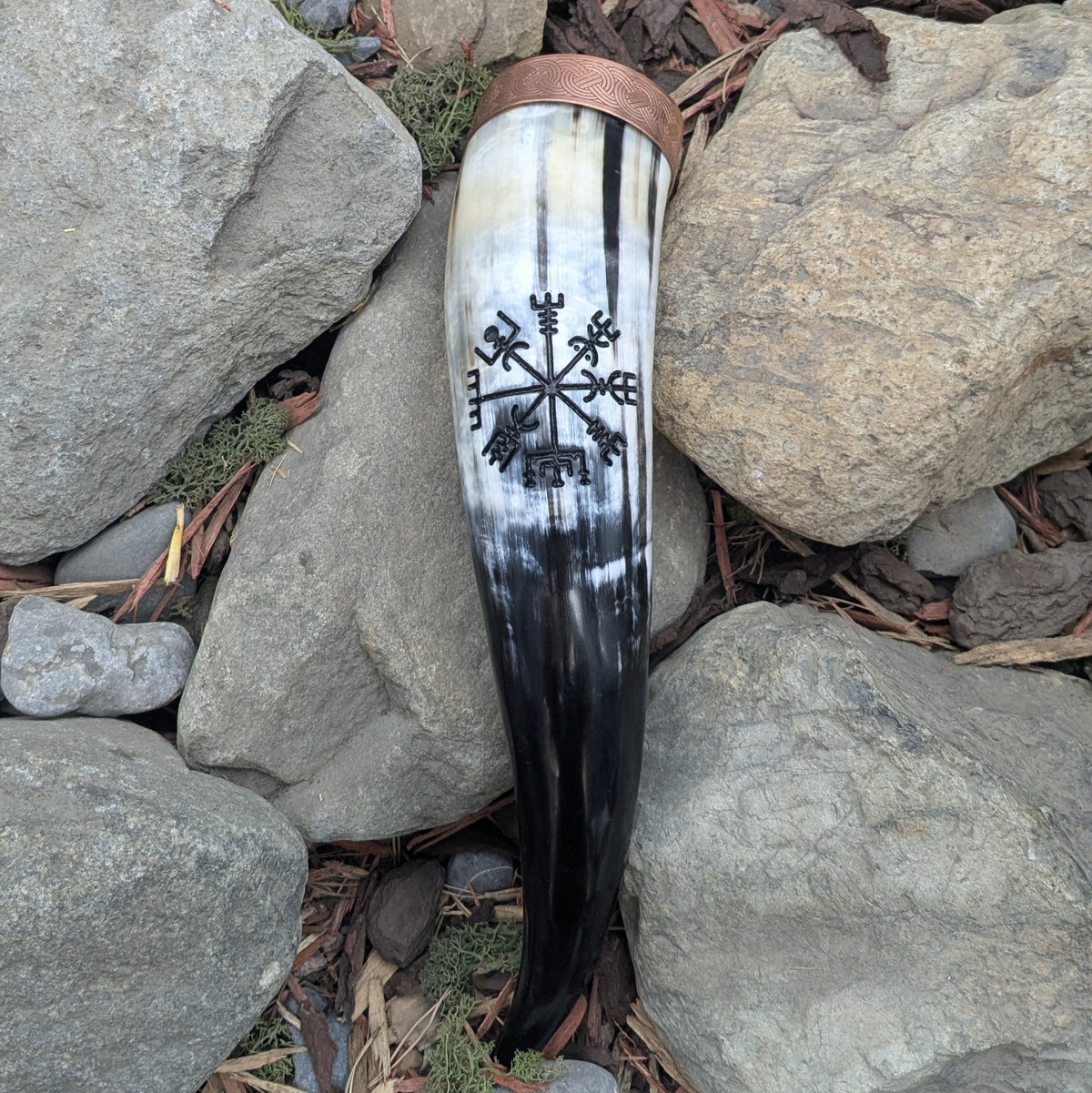 Vegvisir Drinking Horn - A Grade