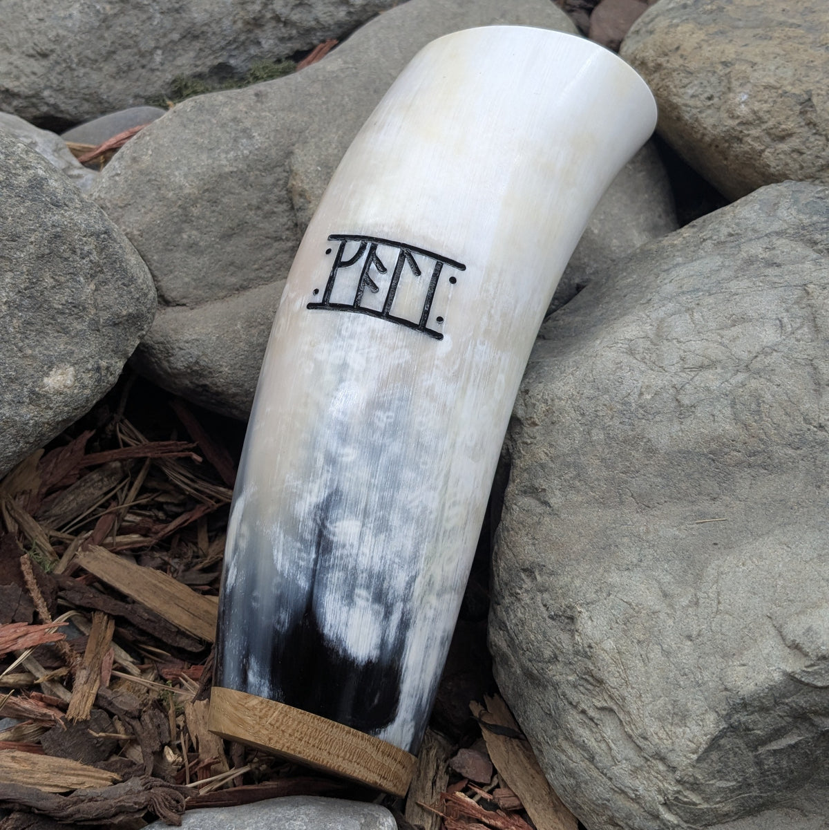 Horn Mug name in Runes Cole -A Grade