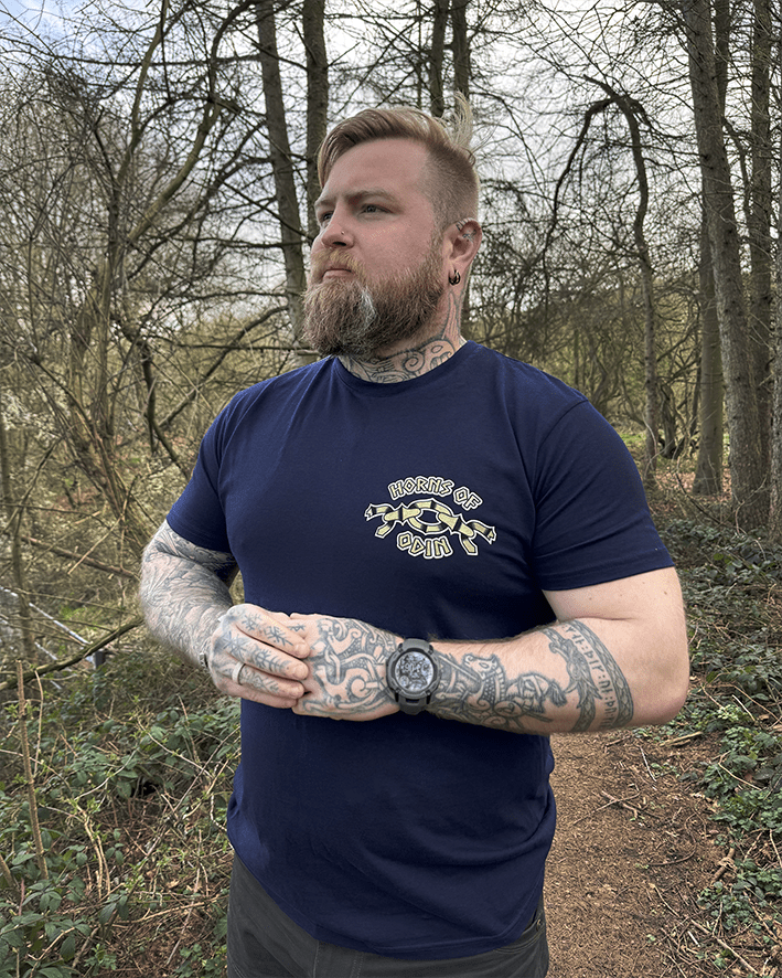 Breaker of Chains - Navy - T-Shirt - Horns of Odin