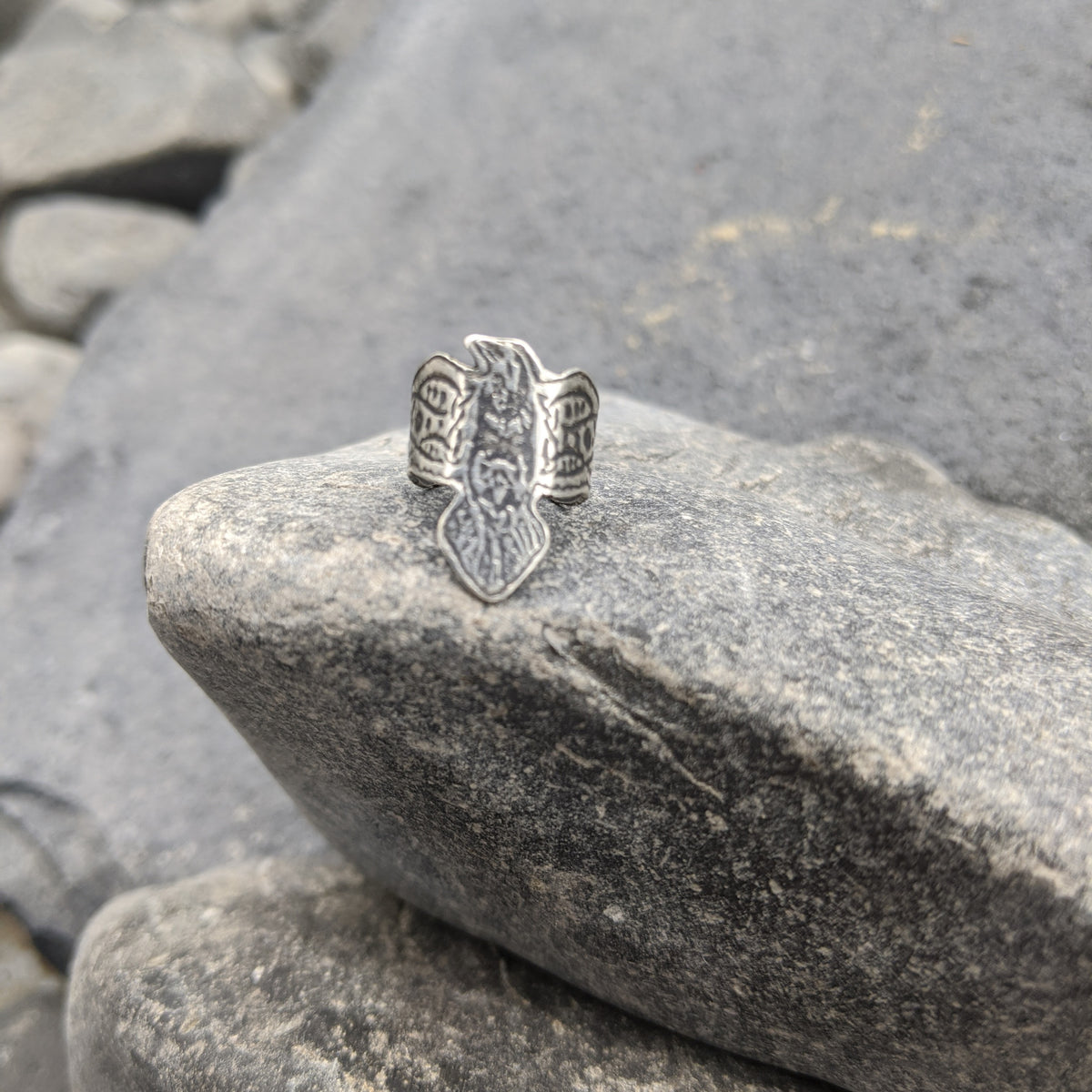 Silver Raven ear cuff - Earrings - Horns of Odin