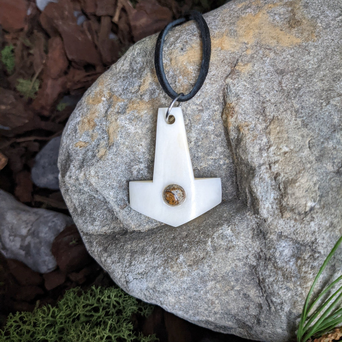 Buffalo Bone Pendant with Gemstone - Pendant - Horns of Odin