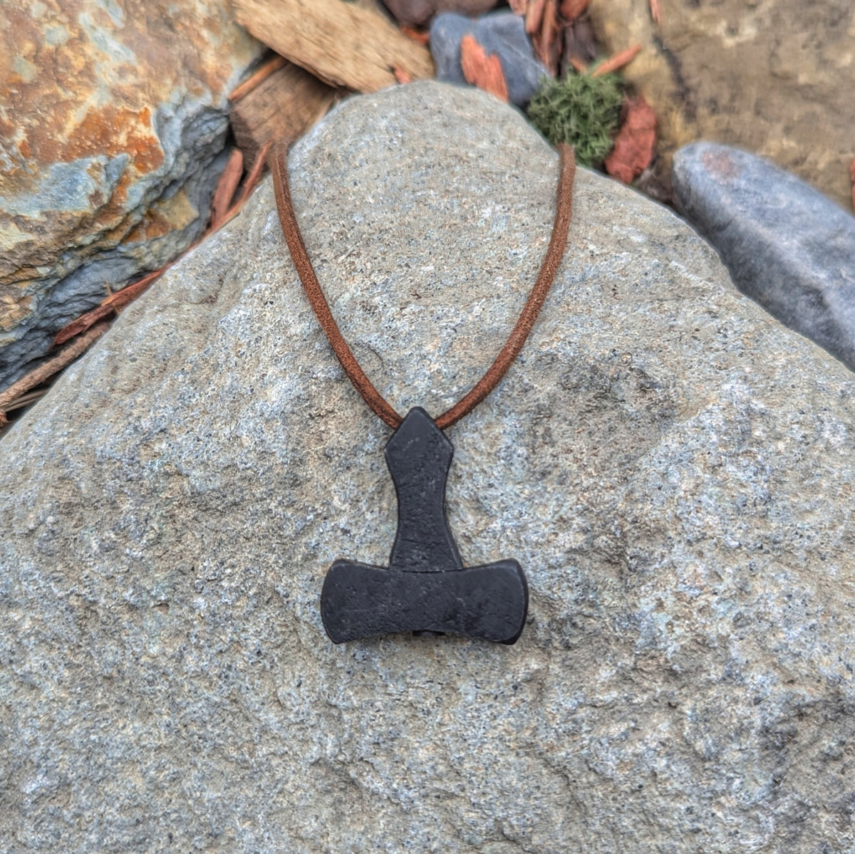 Dwarven Mjolnir Pendant