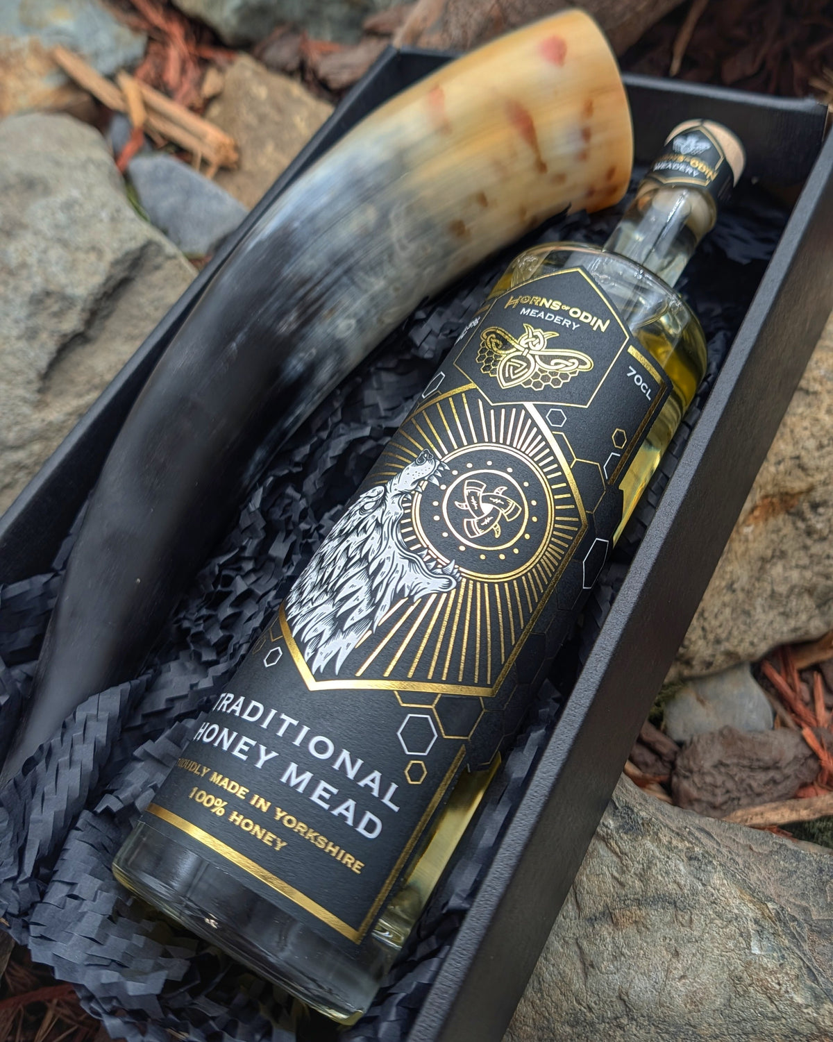 Viking Drinking Horn & Mead Gift Set