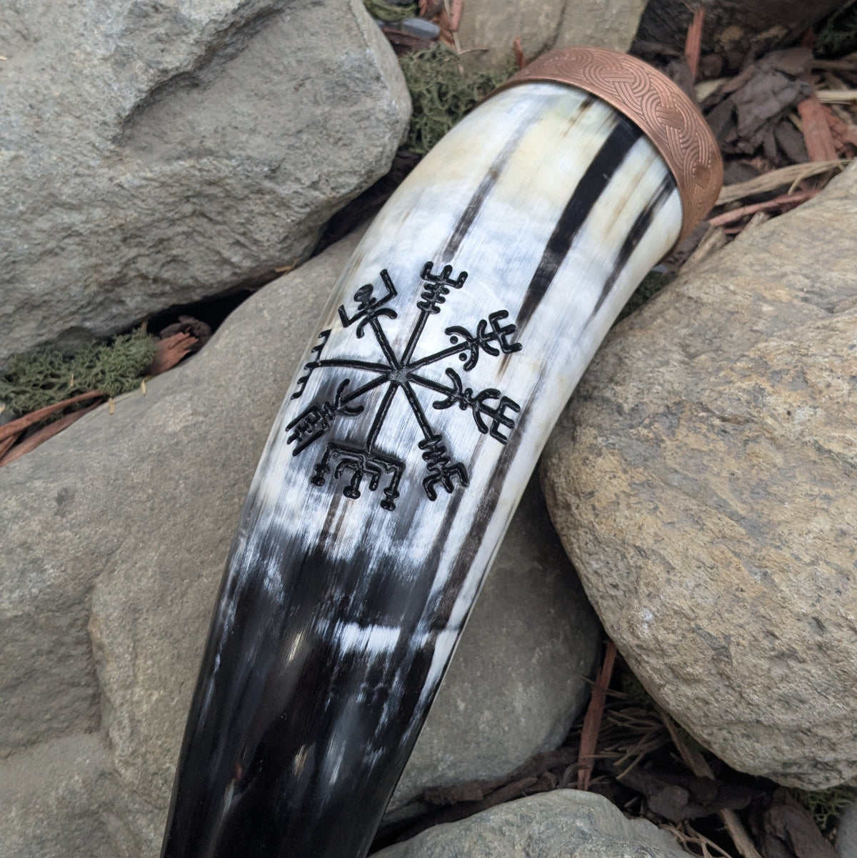 Vegvisir Drinking Horn - A Grade