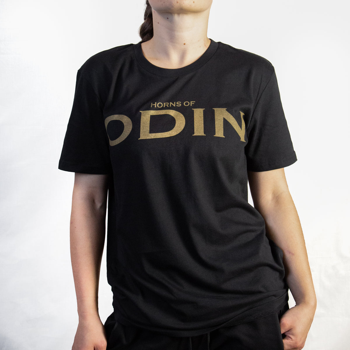 Black unisex T-shirt with "Horns of Odin" in Gold