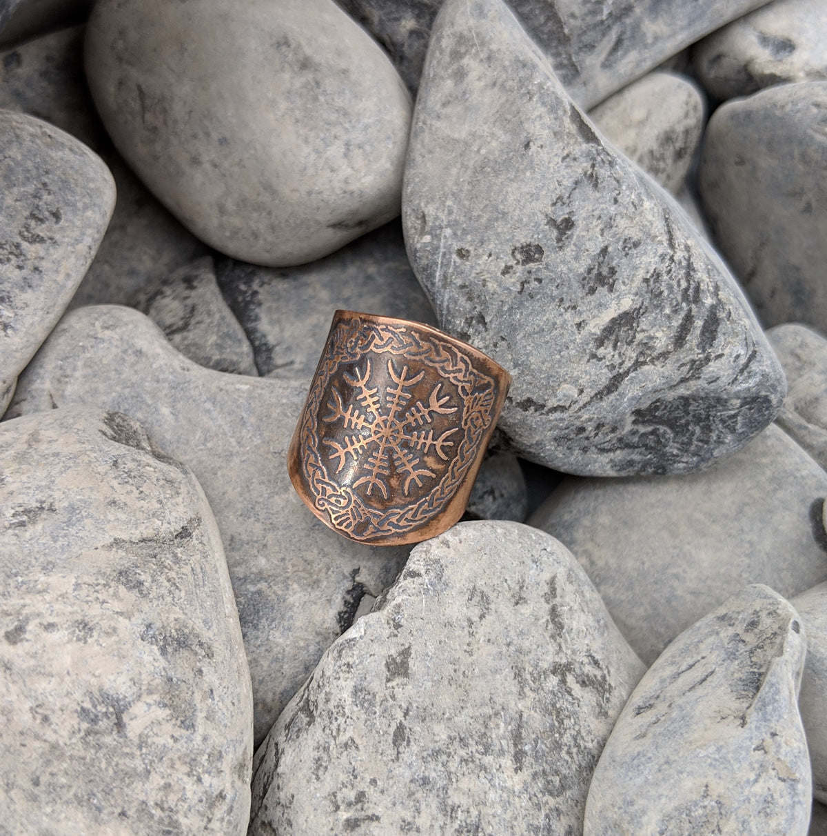 Helm of Awe shield ring, Copper