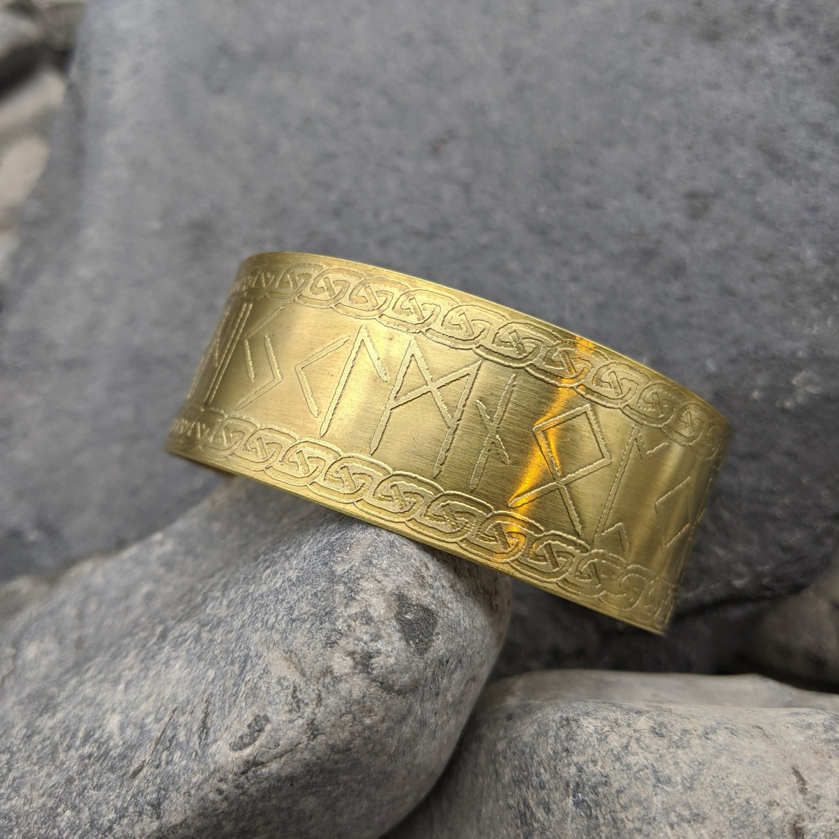 Rune cuff, Brass