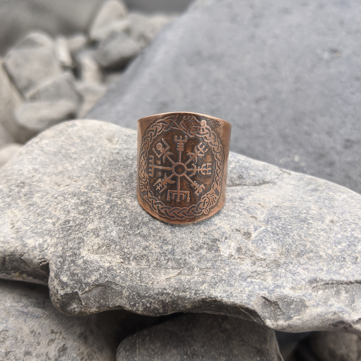 Vegvisir Shield ring- Copper