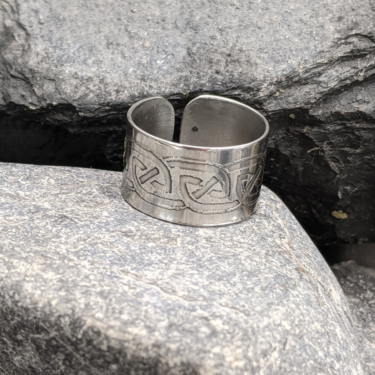 Celtic knot ring, Stainless Steel adjustable ring with Celtic knot design