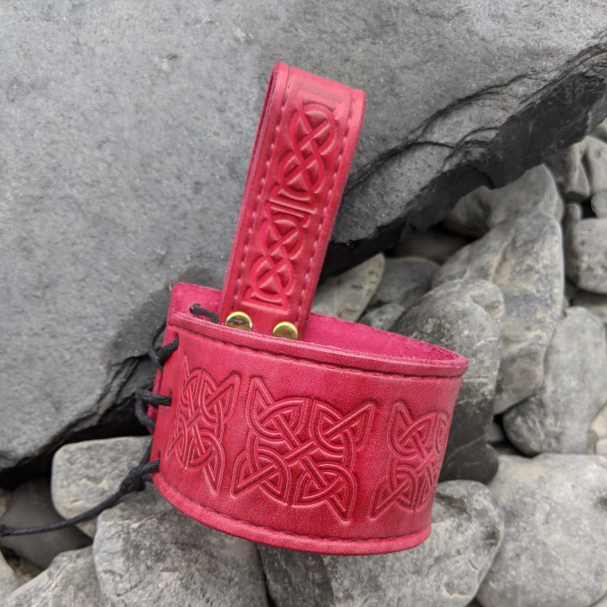 Norse knot belt hanger- Pink